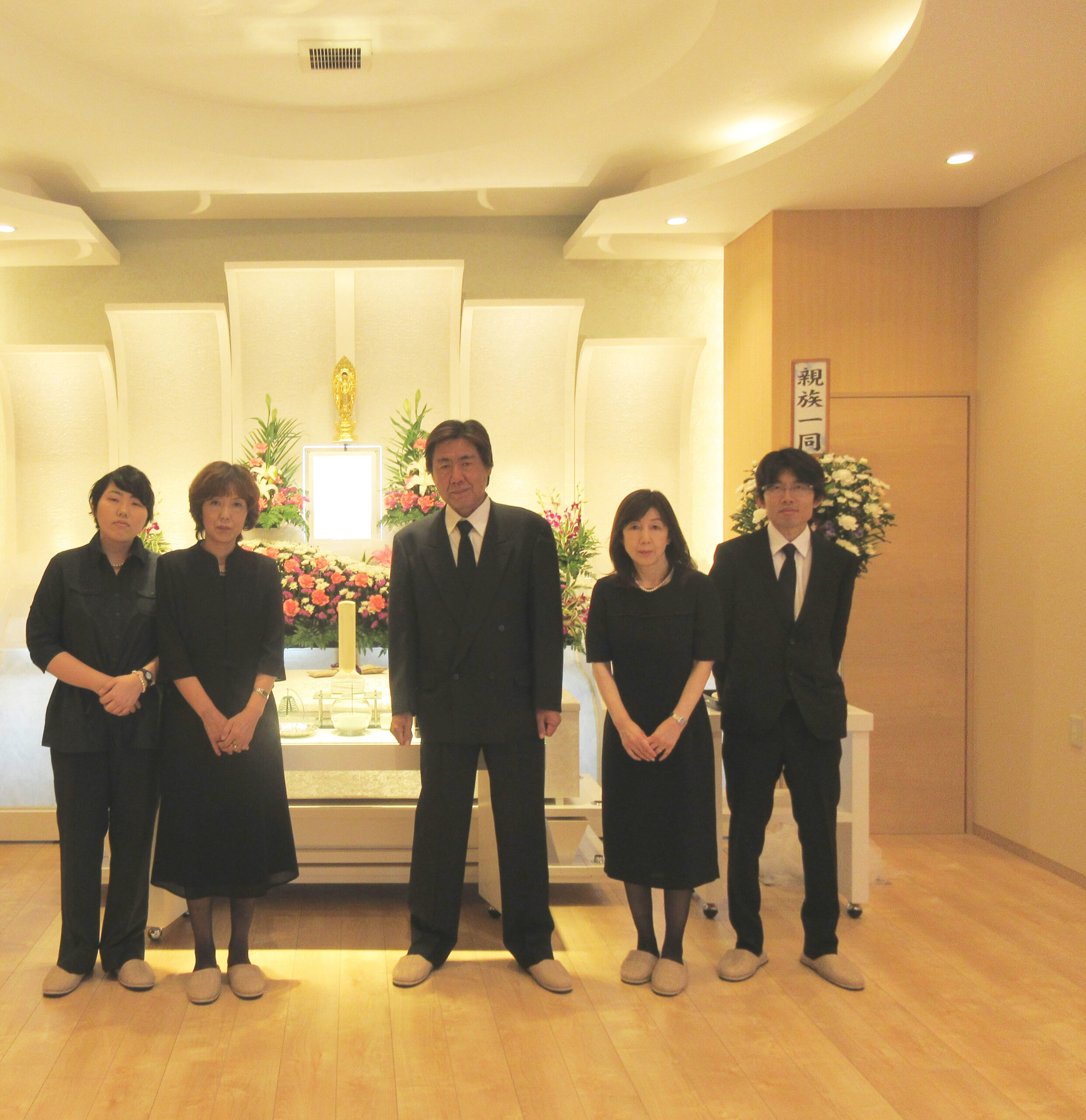 明るい素敵な会場で母を送ることができました。